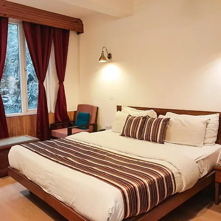 The Three Oaks Boutique Hotel-2