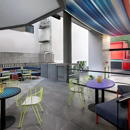 Aloft By Marriott Bangkok Sukhumvit 11-2