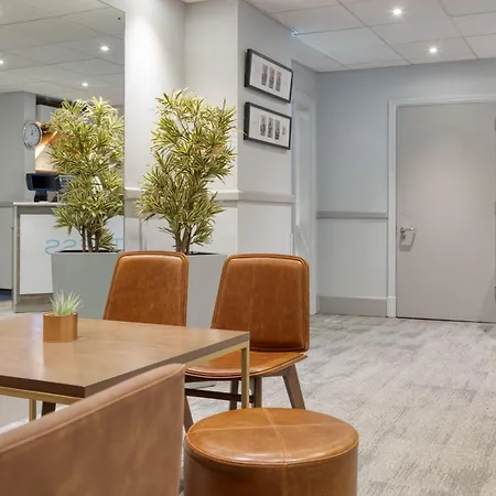 Doubletree By Hilton Stoke-On-Trent, United Kingdom-3