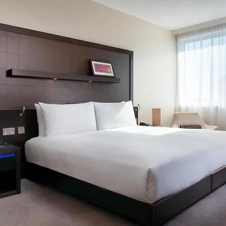 Hilton London Canary Wharf-3
