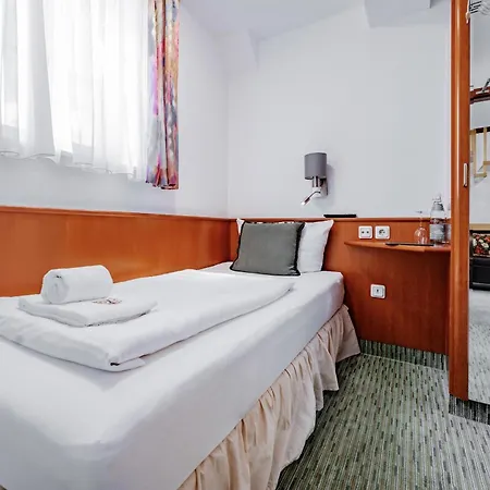 Hotel Domschatz-3