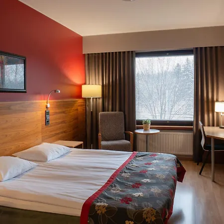Hotel Haaga Central Park-3