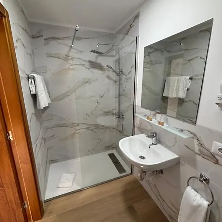 Hotel Monopol-2