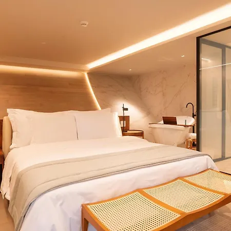 Hotel Unique-3