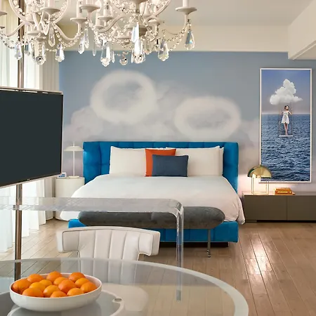 The Valorian West Hollywood, Curio Collection By Hilton-3