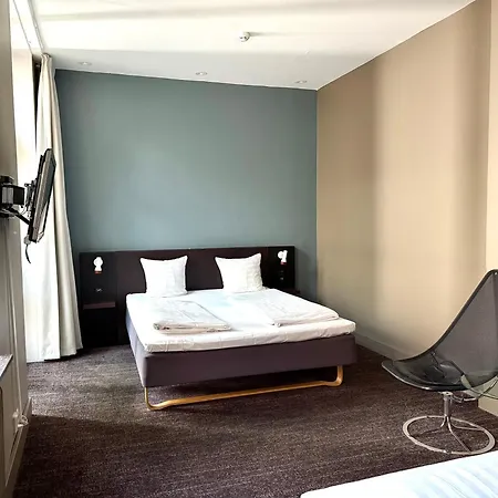 Comfort Hotel Malmoe-3