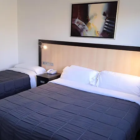 Hotel 170-2
