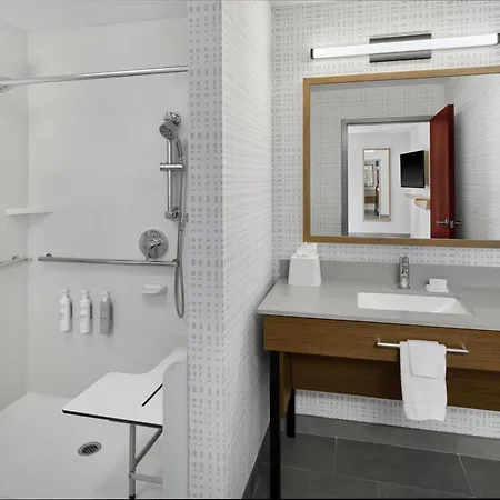 Hampton Inn & Suites Cleveland-Southeast-Streetsboro-2