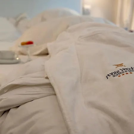 Ponte Vecchio Suites&Spa-2