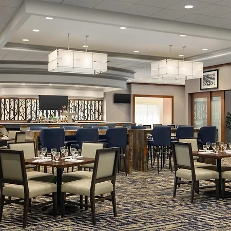 Doubletree By Hilton Pittsburgh-Green Tree-3