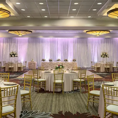 Doubletree By Hilton Pittsburgh-Green Tree-2