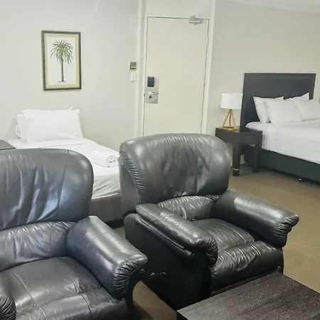 Checkers Resort-3