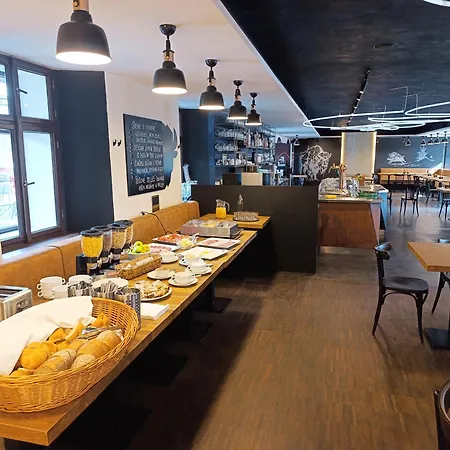 Hotel Restaurant Darwin-2