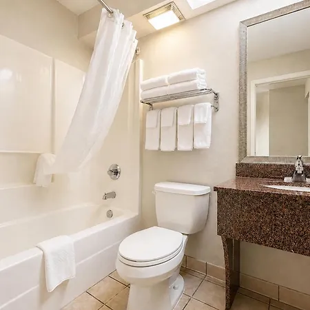 Quality Inn Augusta West Near Fort Gordon-2
