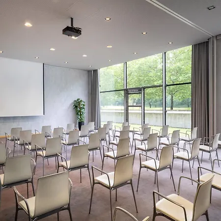 Innside By Melia Muenchen Parkstadt Schwabing-3