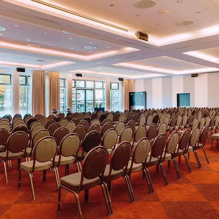 Moevenpick Hotel Stuttgart Airport-3