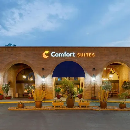 Comfort Suites Tucson Near Sabino Canyon-2