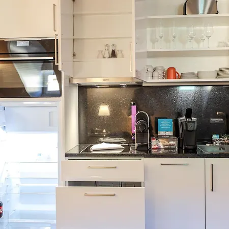 Swiss Luxury Apartments Geneva - Serviced Apartments-3