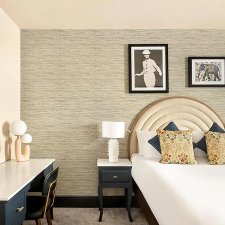 Hotel Indigo London - Kensington By Ihg-3