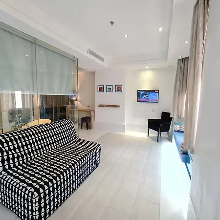 Arenaa Star Hotel-3
