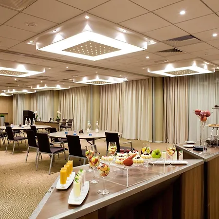 Novotel Sheffield Centre-2