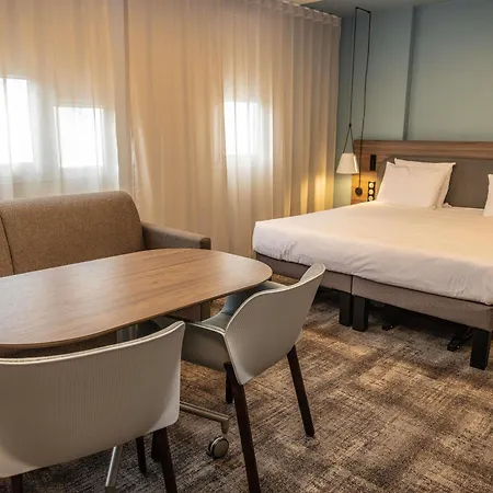 Novotel Suites Clermont Ferrand Polydome-2