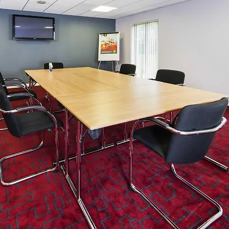 Ibis Styles Barnsley-2