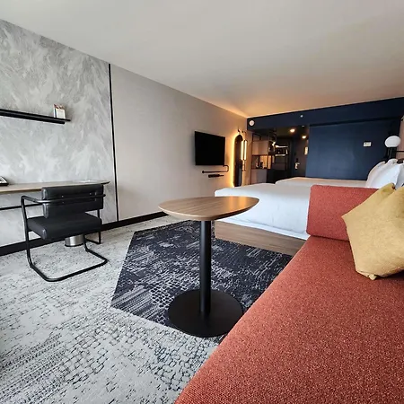 Novotel Toronto Vaughan Centre-2
