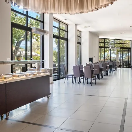 Long Beach Hotel & Resort-2