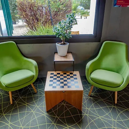 Ibis Styles Chalon Sur Saone-3