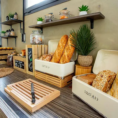 Hotel Ibis Styles Bourges-3