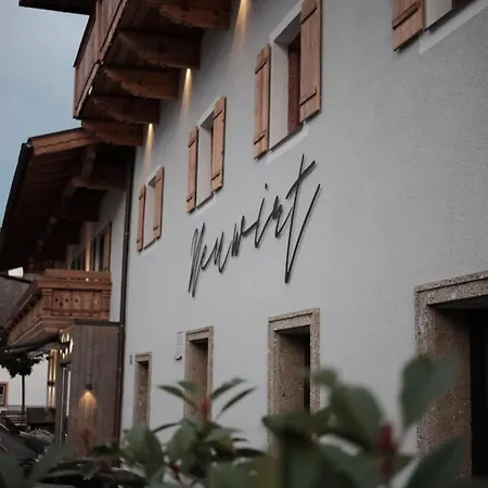 NEUWIRT - Hotel&Wirtshaus-3