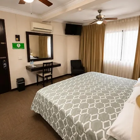 Hotel Clara Luna-3