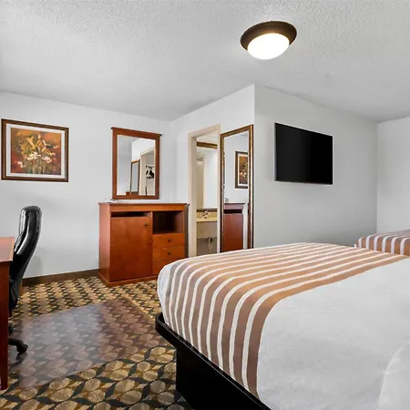 Best Western Vista Inn At The Airport-3