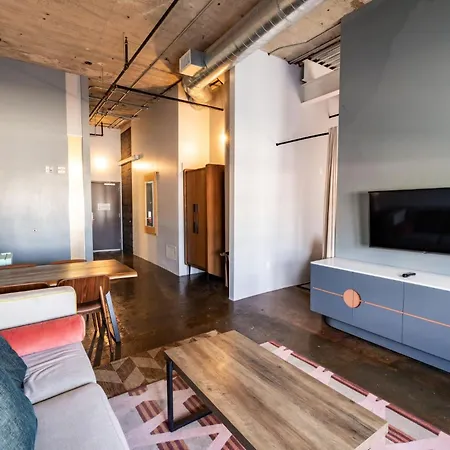 Canvas Hotel Dallas-3