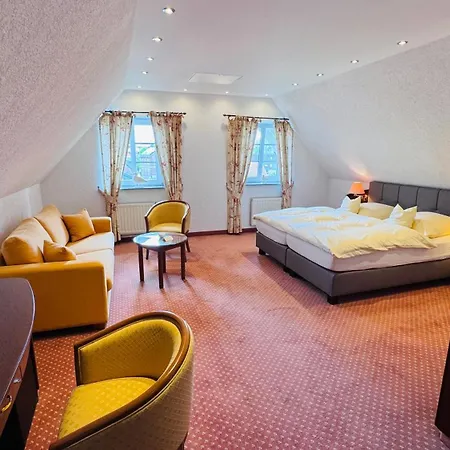 Hotel Lindenhof Kasteel-2