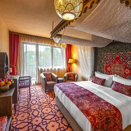 Meses Shiraz Hotel Superior-Adults Only-3
