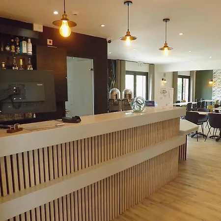 The Originals City, Hôtel Le Gayant, Douai (Inter-Hotel)-2