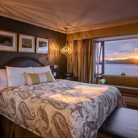 Crest Hotel-3