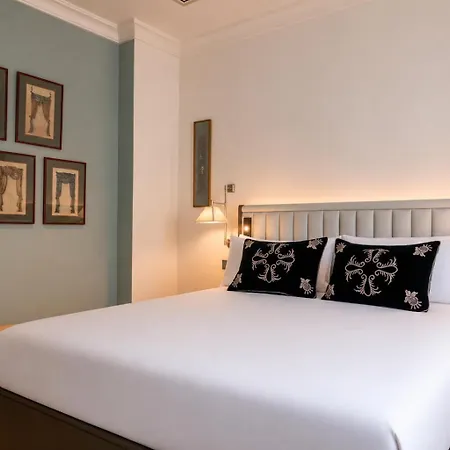 Hotel de Montesquieu-3