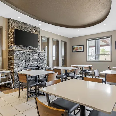 Best Western Estevan Inn & Suites-3