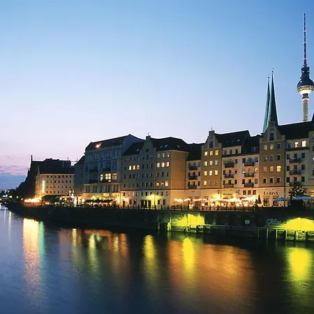 St Christopher'S Hotel Berlin - Alexanderplatz-2