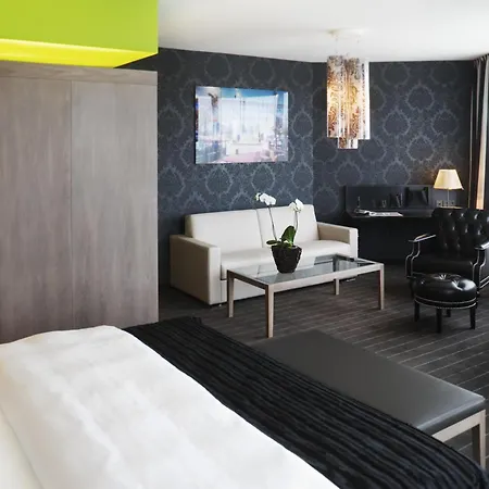 MÖVENPICK Hotel Stuttgart Airport-3