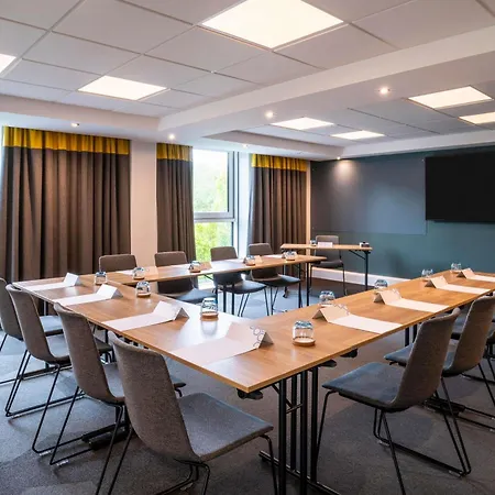 Novotel Edinburgh Park-2