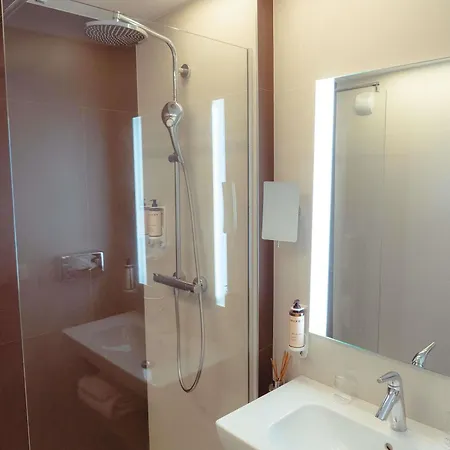 Mercure Brive-2