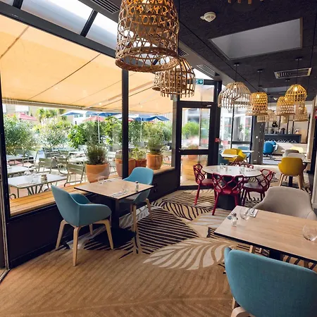 Novotel Rennes Alma-2