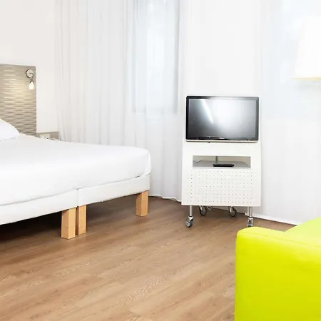 Ibis Styles Lille Aeroport-2