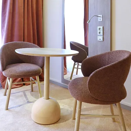 Mercure Grenoble Centre Porte Des Alpes-3