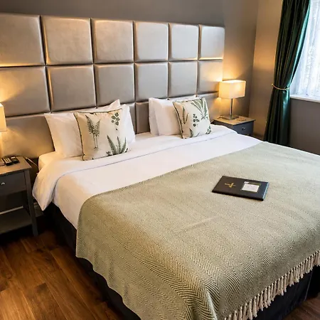 The Farmers Boy Inn Guest House-3
