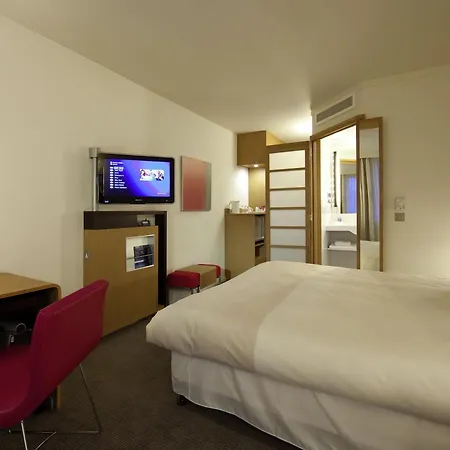 Novotel Liverpool Centre-2